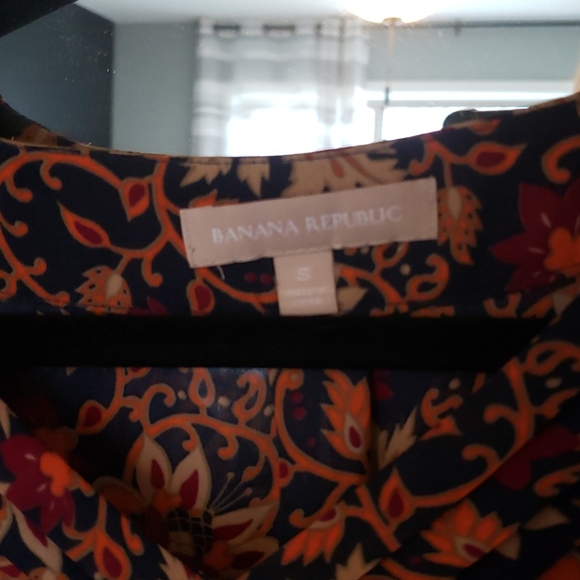 Banana Republic Blouse/Tunic - Picture 3 of 3